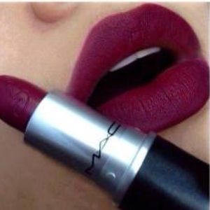Mac lipstick- Matte Fashion Revival.
